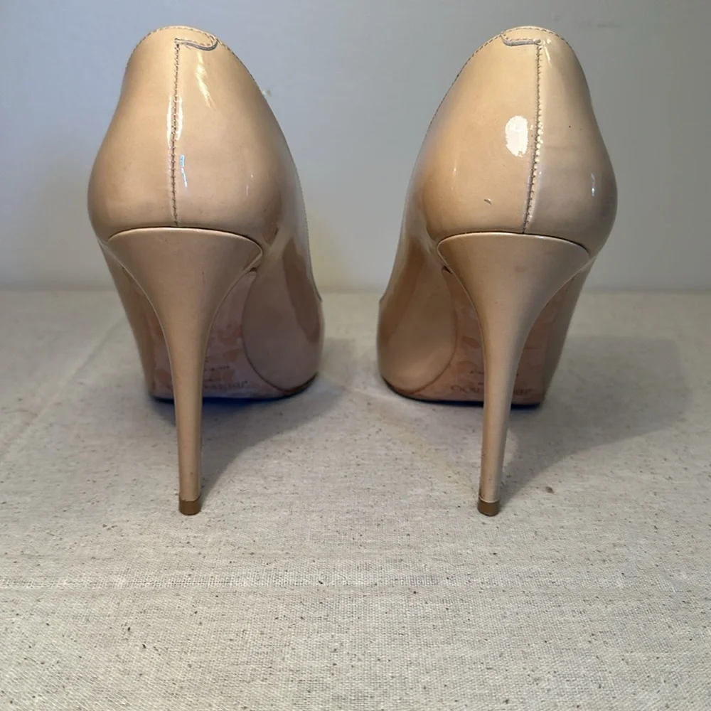 Jimmy Choo Vikki Pumps Nude Patent Leather | Wedding/Events Sz39 - Picture 9 of 15